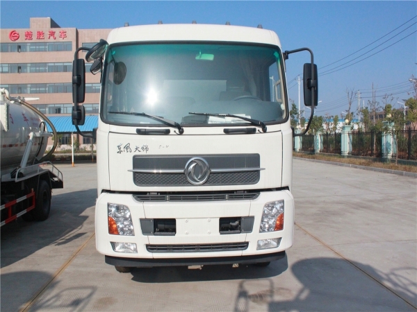 東風(fēng)天錦12方清洗吸污車